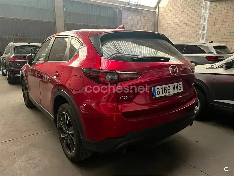 Usado Mazda CX-5 Center-Line 165 CV (121 kW) 2024 Rojo SUV