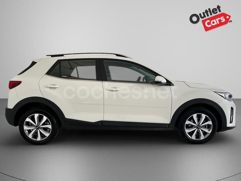Usado Kia Stonic 120 CV (88 kW) 2023 Blanco SUV