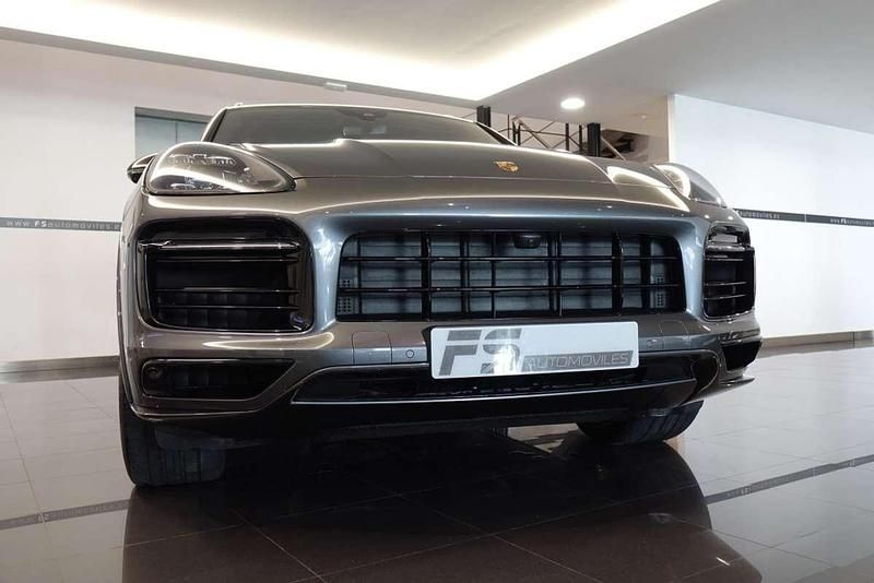 Usado Porsche Cayenne 462 CV (339 kW) 2019 Gris SUV