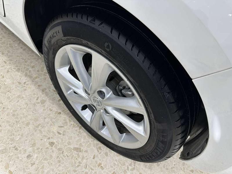 Usado Opel Corsa Edition 101 CV (74 kW) 2021 Blanco Utilitario