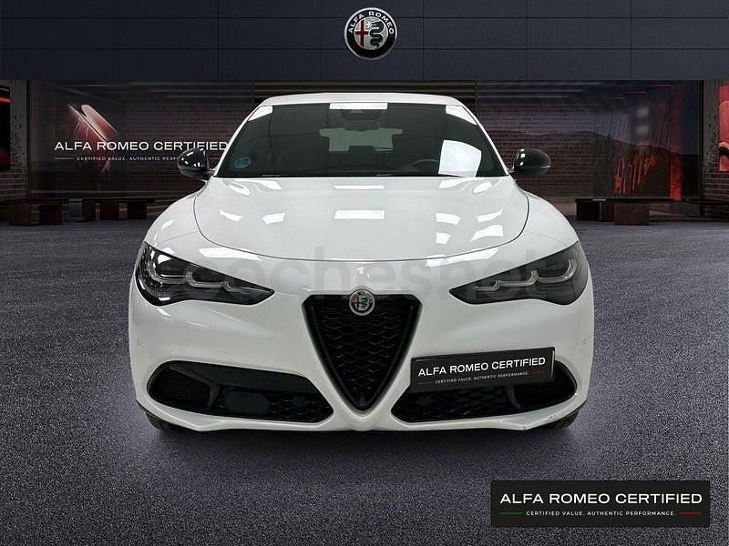 Usado Alfa Romeo Stelvio Sprint 160 CV (117 kW) 2023 Blanco SUV