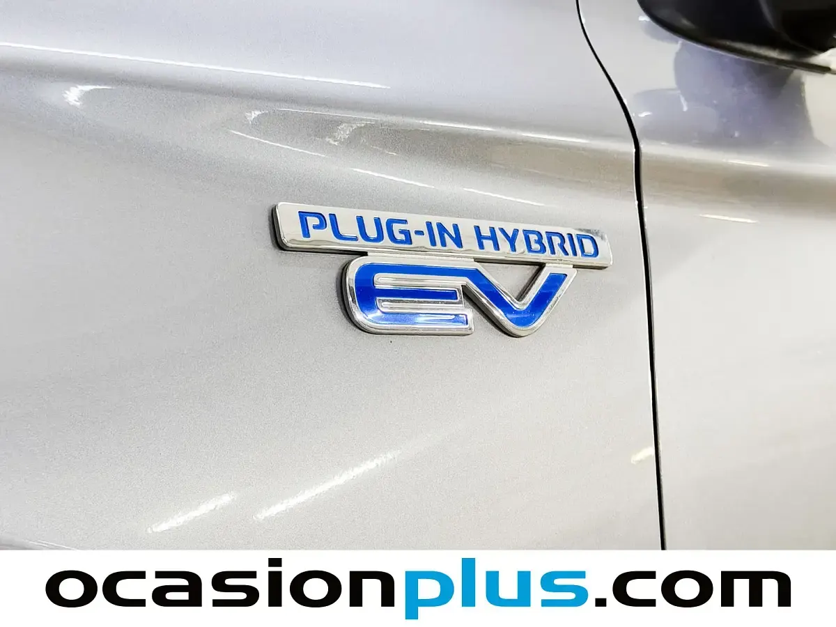 Usado Mitsubishi Outlander 203 CV (149 kW) 2018 SUV