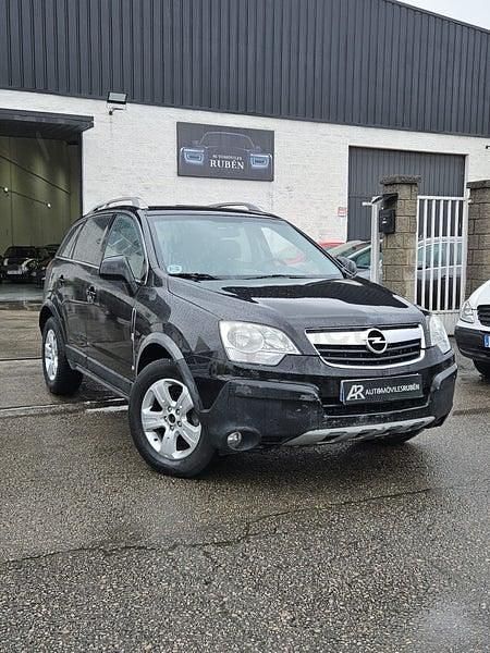 Usado Opel Antara Cosmo 150 CV (110 kW) 2008 Negro SUV
