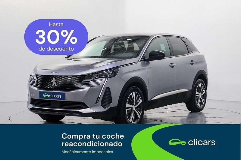 Usado Peugeot 3008 Allure 131 CV (96 kW) 2023 Plateado SUV