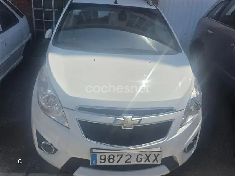 Usado Chevrolet Spark LS 81 CV (59 kW) 2010 Blanco Utilitario
