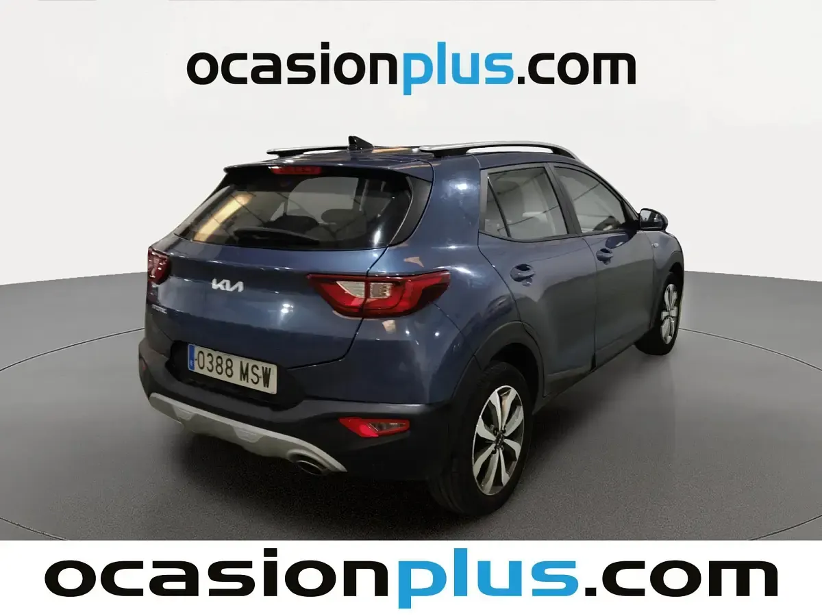 Usado Kia Stonic 101 CV (74 kW) 2024 Azul SUV