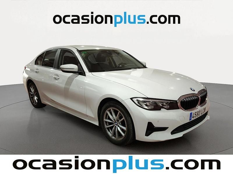 Usado BMW 318 150 CV (110 kW) 2019 Blanco Berlina