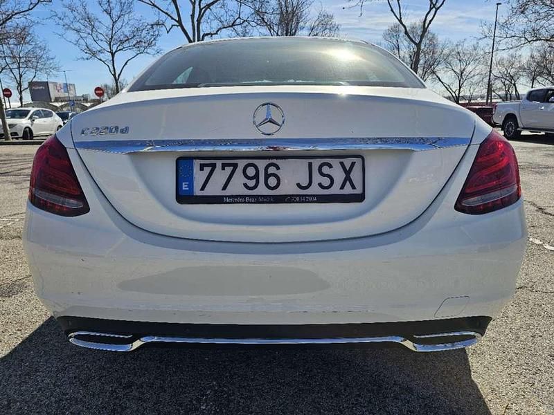 Usado Mercedes C220 170 CV (125 kW) 2016 Blanco Berlina