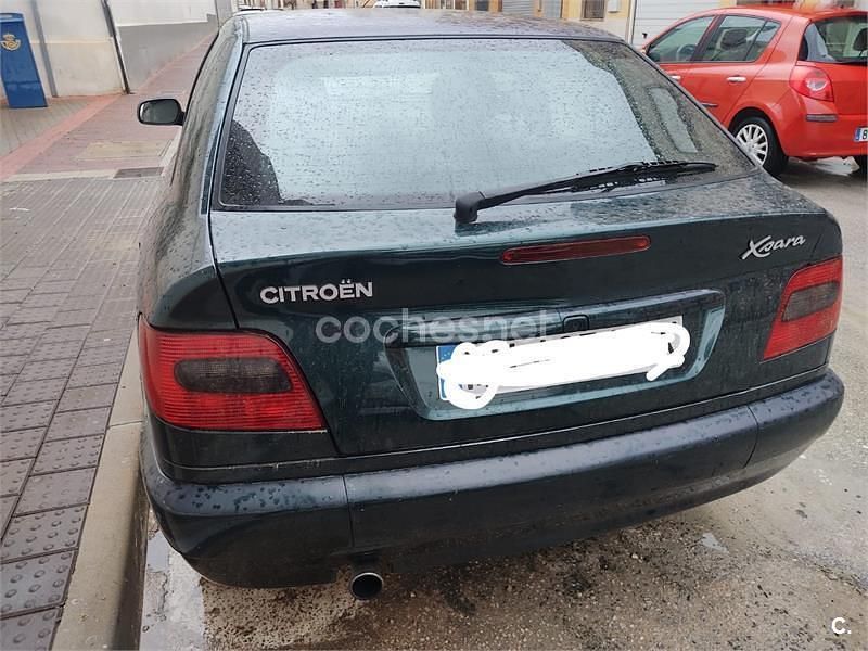 Usado Citroën Xsara Exclusive 90 CV (66 kW) 1998 Verde Berlina
