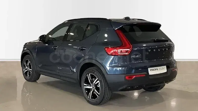 Nuevo Volvo XC40 Plus 163 CV (119 kW) 2026 Azul SUV