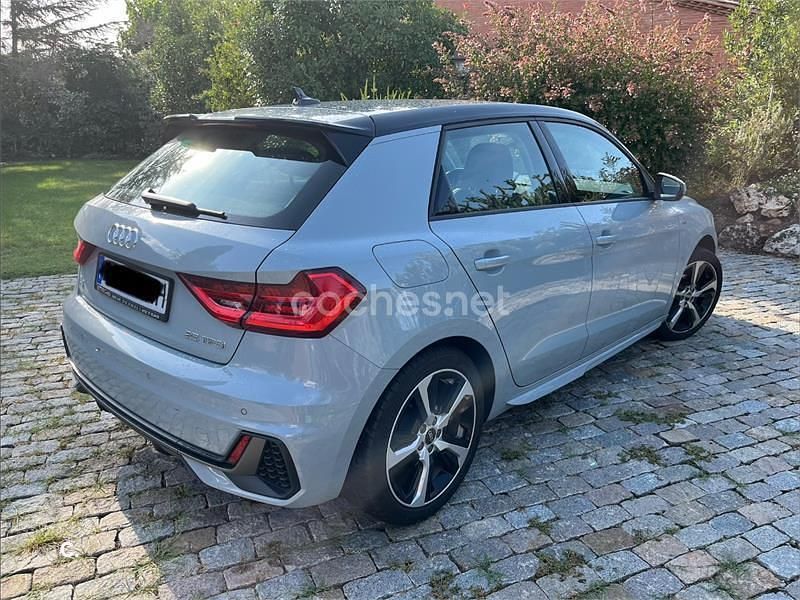 Usado Audi A1 Sportback S-Line 95 CV (69 kW) 2023 Gris / plata Utilitario