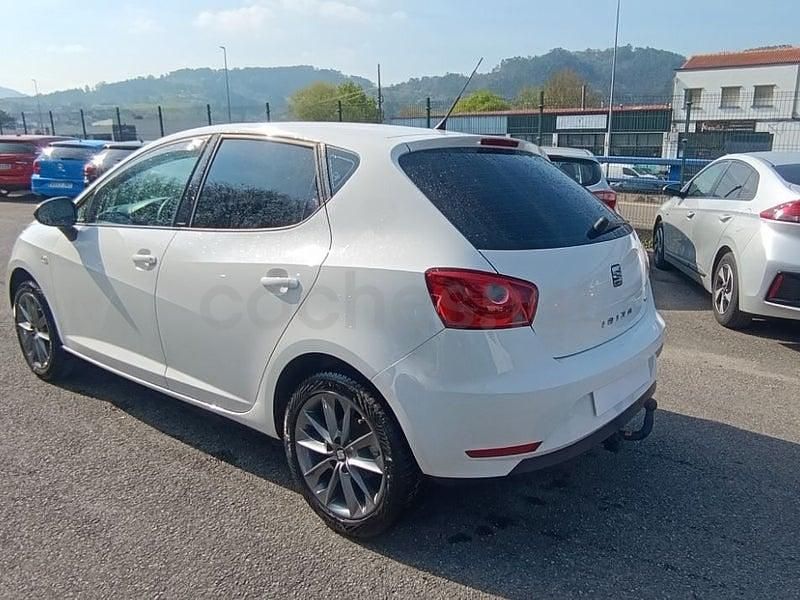 Usado Seat Ibiza I-Tech 90 CV (66 kW) 2015 Blanco Berlina