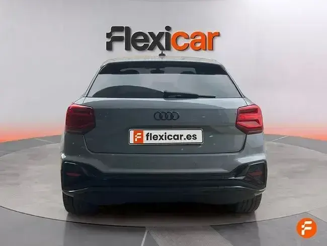 Usado Audi Q2 150 CV (110 kW) 2022 Gris SUV