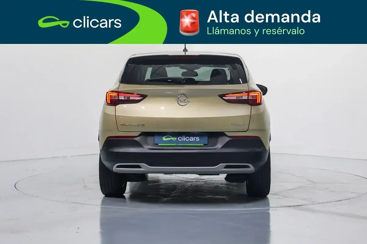 Usado Opel Grandland X Selective 120 CV (88 kW) 2018 Amarillo SUV