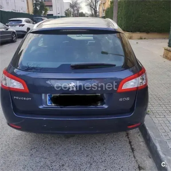 Usado Peugeot 508 SW Access 115 CV (84 kW) 2015 Azul Familiar