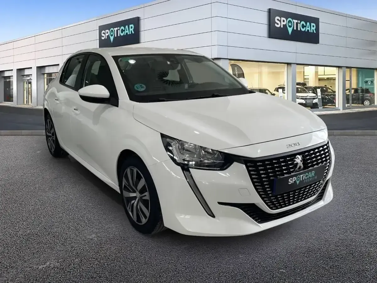 Begagnad Peugeot 208 Active 75 HK (55 kW) 2020 Vit Halvkombi