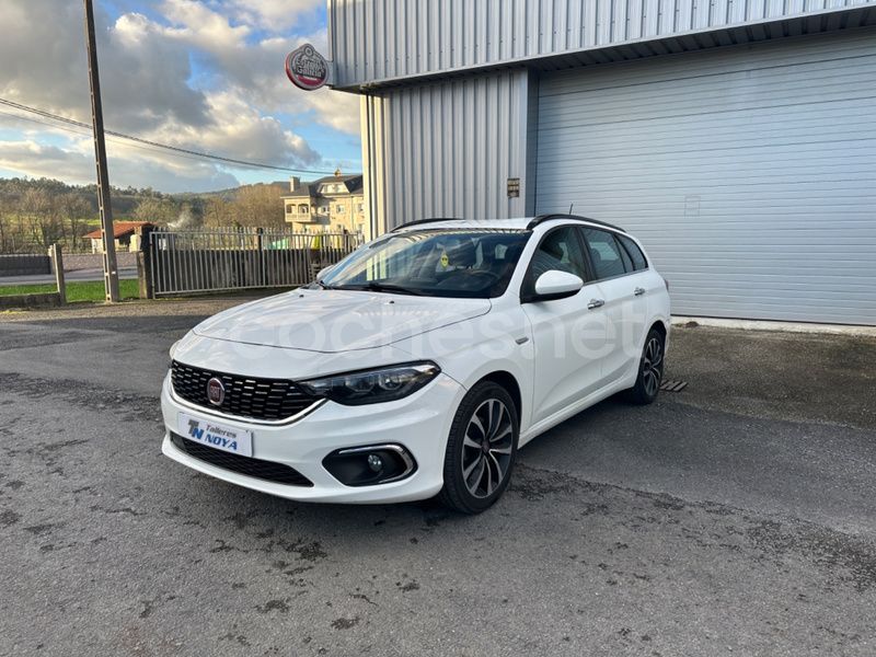 Blanco Usado 2017 Fiat Tipo Lounge Familiar | 8900 € - Imagen 1/4