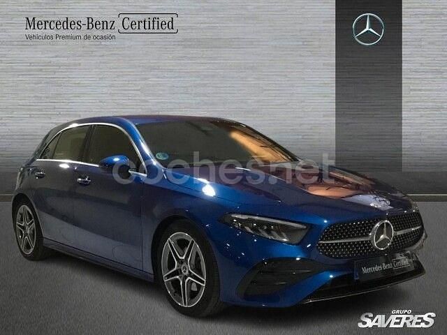 Usado Mercedes A180 136 CV (100 kW) 2025 Azul Berlina