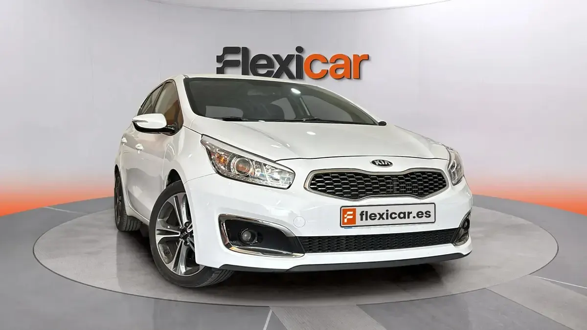 Usado Kia Ceed 136 HP (100 kW) 2018 Citadino