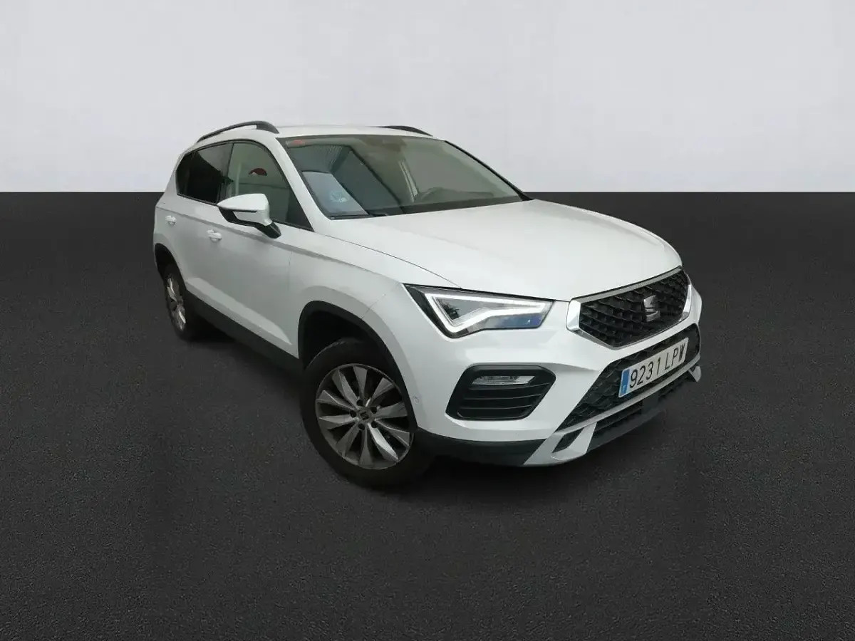 Usado Seat Ateca Style 110 CV (80 kW) 2021 Blanco SUV
