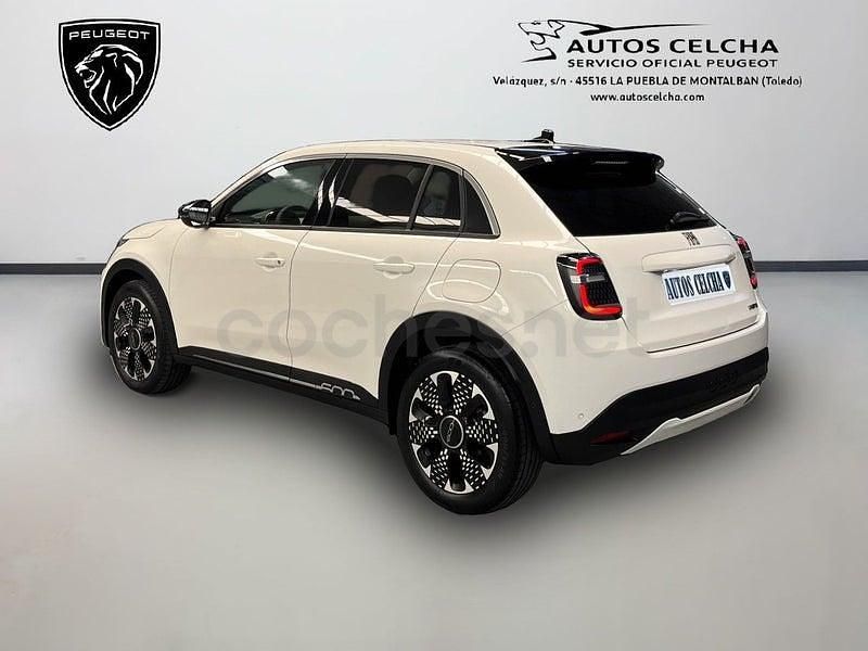 Usado Fiat 600 La Prima 101 CV (74 kW) 2025 Blanco SUV