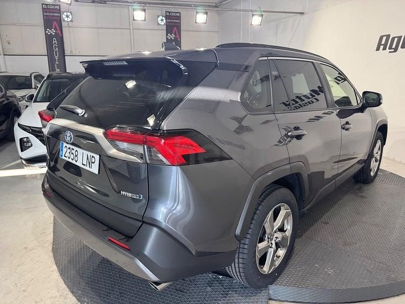 Usado Toyota RAV4 Hybrid Advance 218 CV (160 kW) 2021 Gris / plata SUV