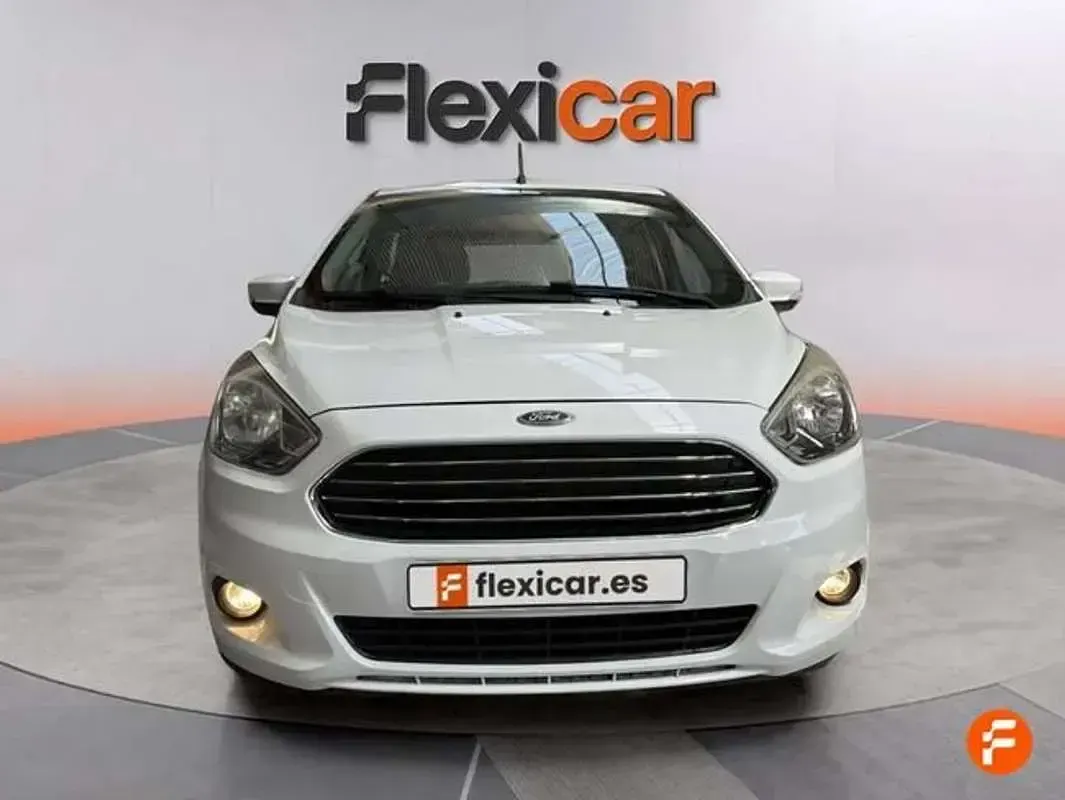 Usado Ford Ka Plus Active 86 CV (63 kW) 2018 Blanco Utilitario