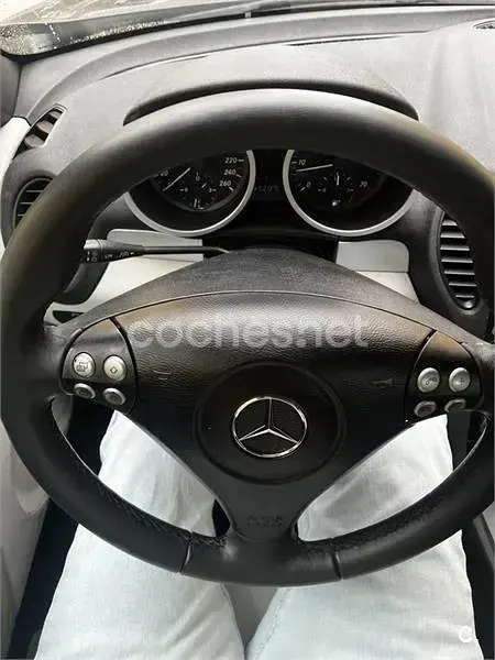 Usado Mercedes SLK200 163 CV (119 kW) 2006 Negro Descapotable