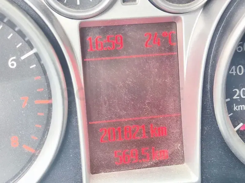 Usado Ford Focus Titanium 125 CV (91 kW) 2009 Negro Berlina