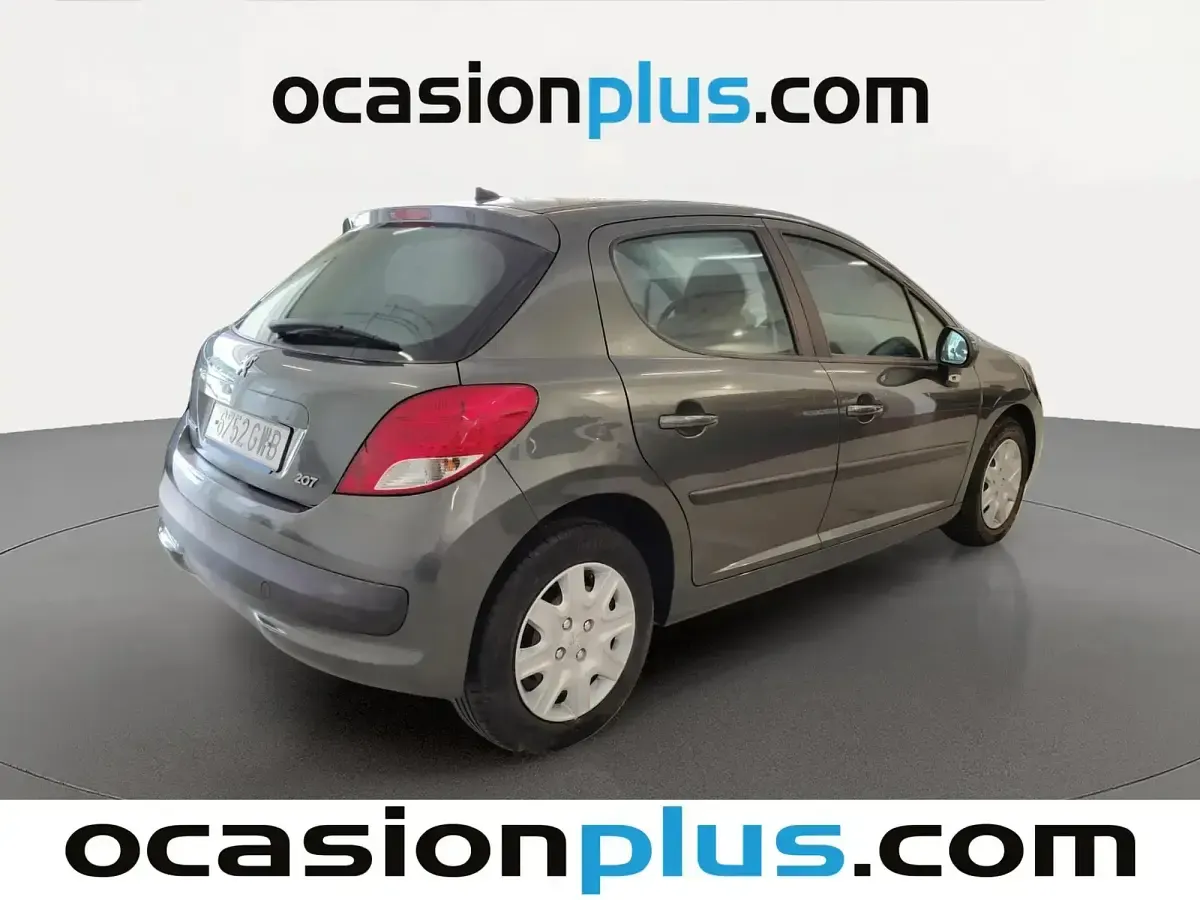 Usado Peugeot 207 95 CV (69 kW) 2010 Gris Berlina