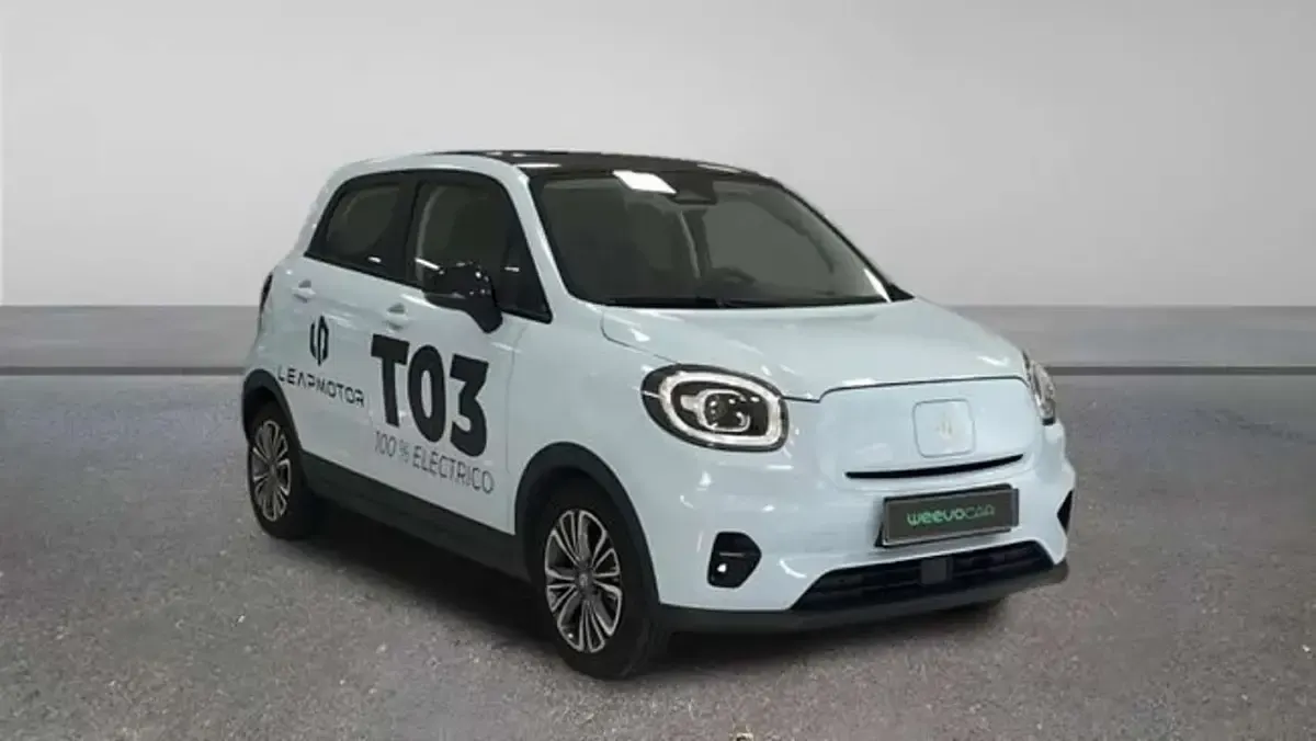 Usado Leapmotor T03 69 kW (95 CV) 2024 Azul Utilitario