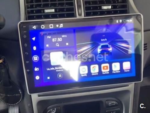 Usado Peugeot 307 110 CV (80 kW) 2003 Gris / plata Familiar