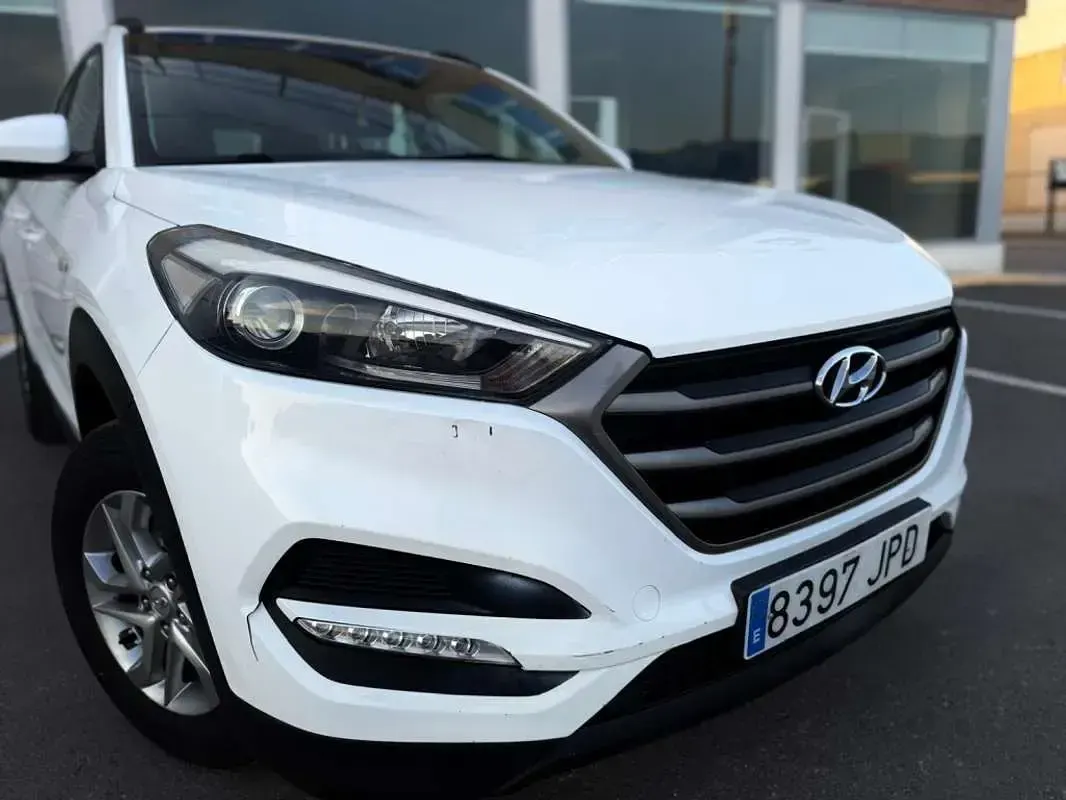 Usado Hyundai Tucson 131 CV (96 kW) 2017 Blanco SUV