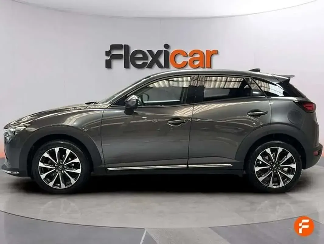 Usado Mazda CX-3 121 CV (88 kW) 2021 Gris SUV