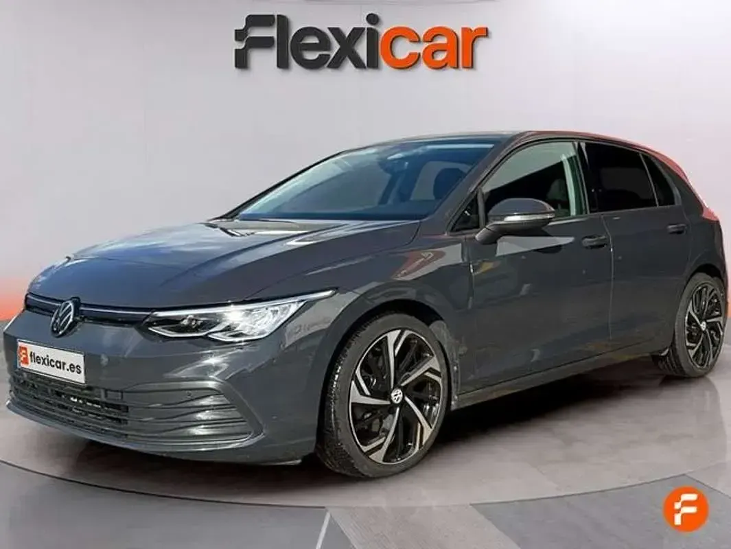Usado VW Golf VIII 116 CV (85 kW) 2022 Gris Utilitario