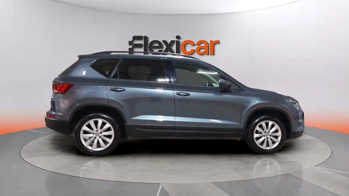 Usado Seat Ateca Reference 116 CV (85 kW) 2019 Gris SUV