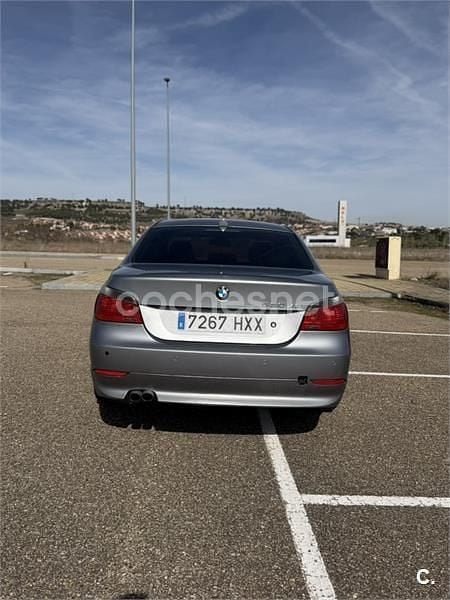 Usado BMW 530 Comfort Edition 231 CV (169 kW) 2006 Gris / plata Berlina