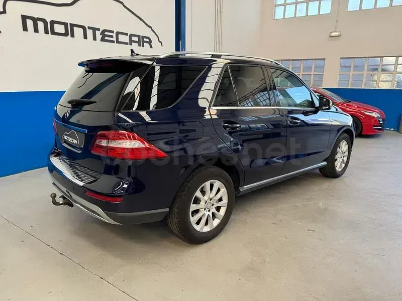 Usado Mercedes ML250 204 CV (150 kW) 2016 Azul SUV