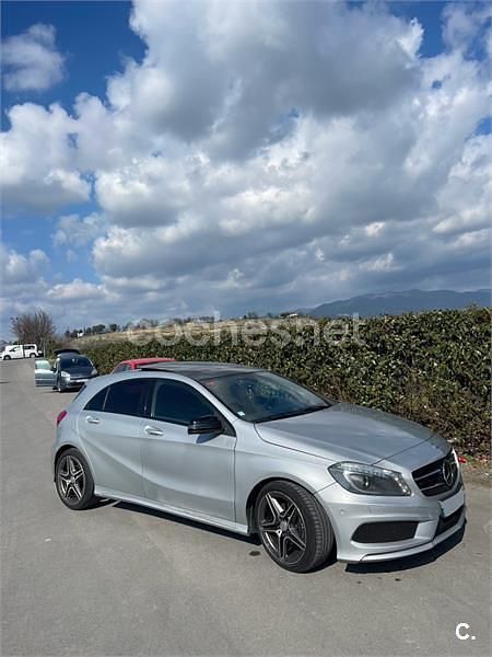 Usado Mercedes A200 AMG line 136 CV (100 kW) 2015 Gris / plata Berlina