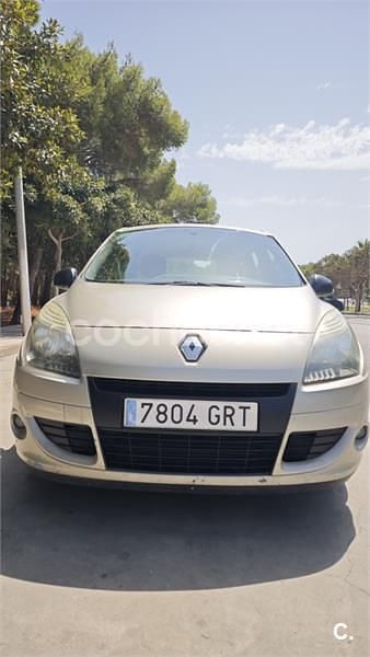 Beige Usado 2009 Renault Scénic III Authentique Monovolumen | 3699 € (Super precio) - Imagen 1/4