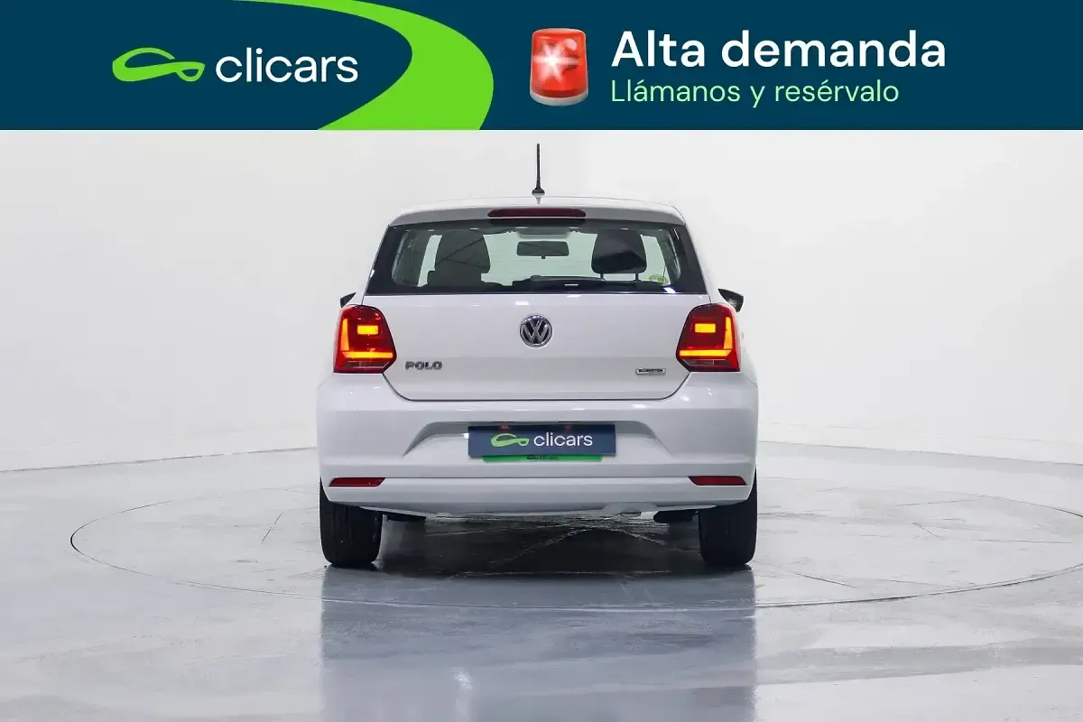 Usado VW Polo Advance 75 CV (55 kW) 2015 Blanco Berlina