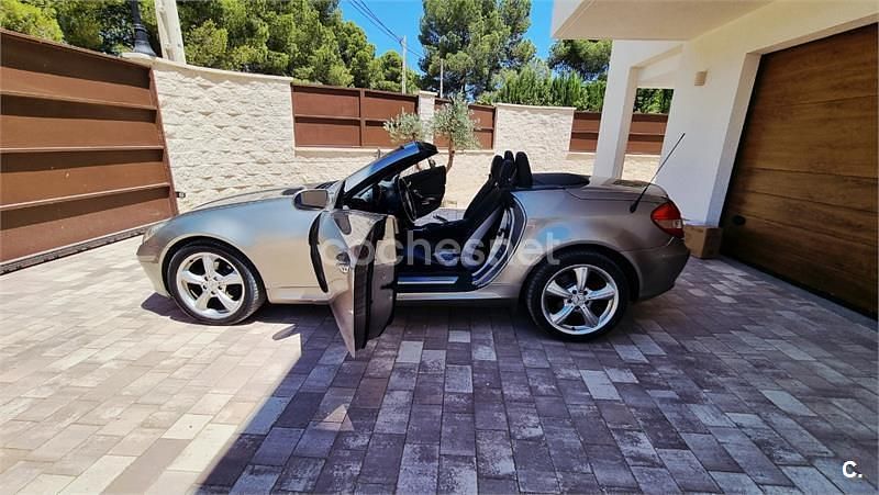 Usado Mercedes SLK200 163 CV (119 kW) 2005 Gris / plata Descapotable