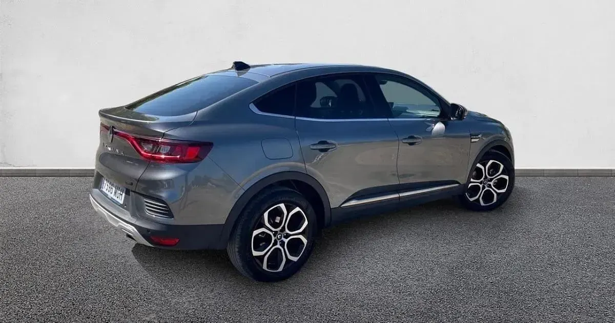 Usado Renault Arkana Techno 145 CV (106 kW) 2023 SUV