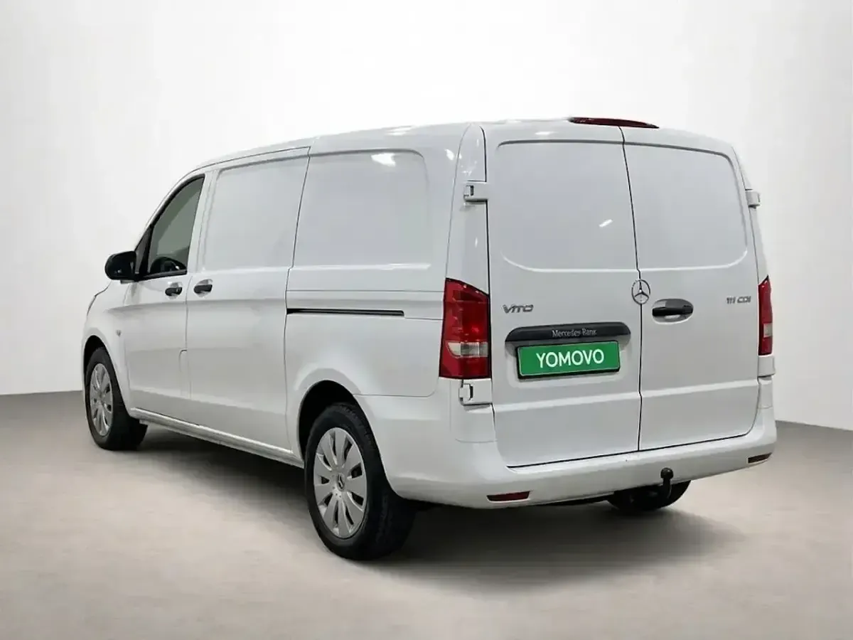 Usado Mercedes Vito 102 CV (75 kW) 2021 Blanco Van