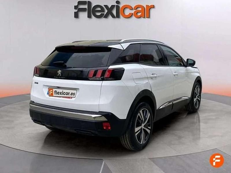 Usado Peugeot 3008 Allure 131 CV (96 kW) 2020 Blanco SUV