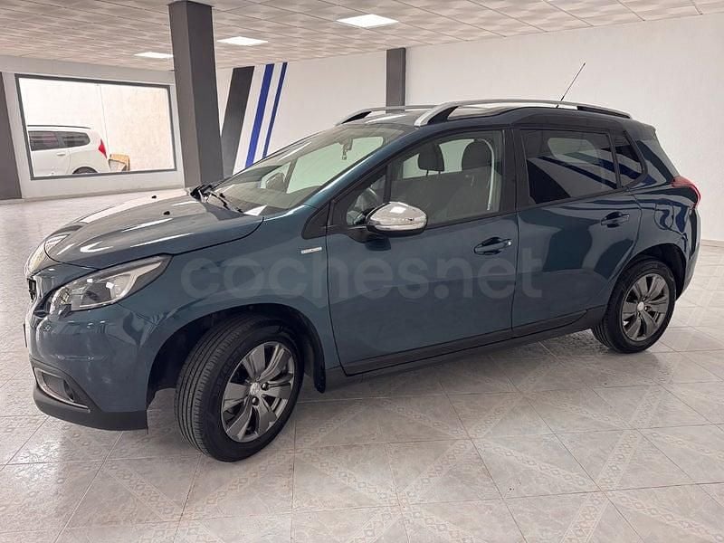 Käytetty Peugeot 2008 Allure 110 HP (80 kW) 2018 Harmaa Katumaasturi