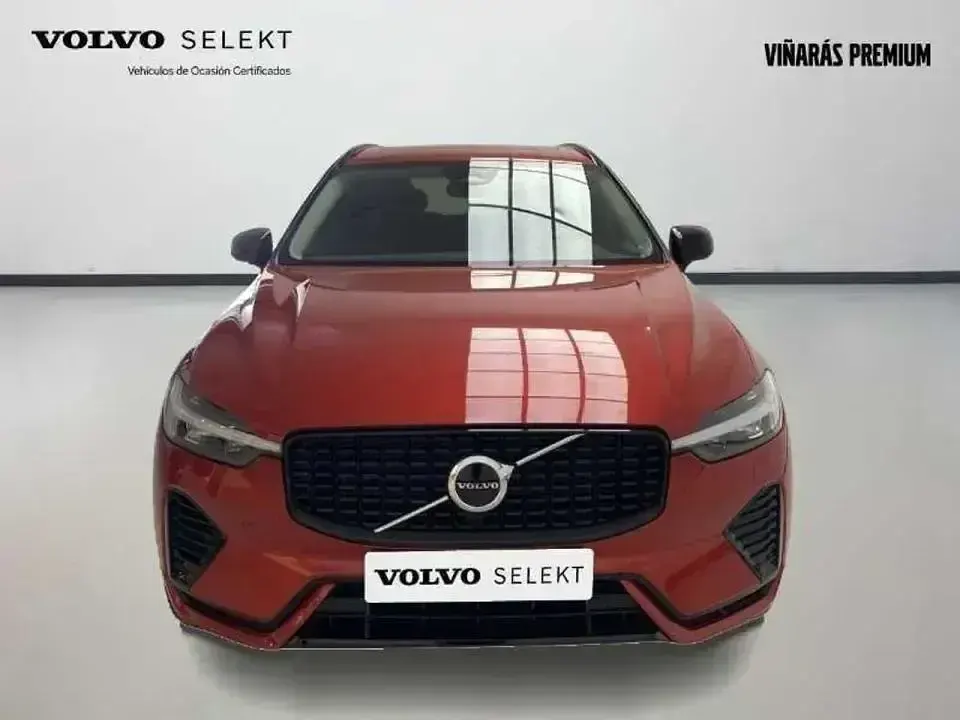 Nuevo Volvo XC60 Plus 350 CV (257 kW) 2025 Rojo SUV