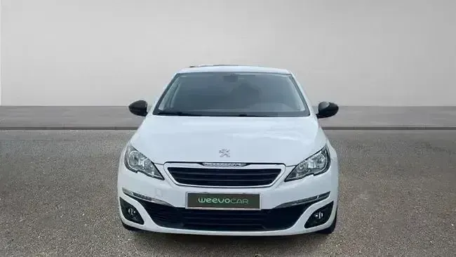 Usado Peugeot 308 Style 110 CV (80 kW) 2016 Blanco Berlina