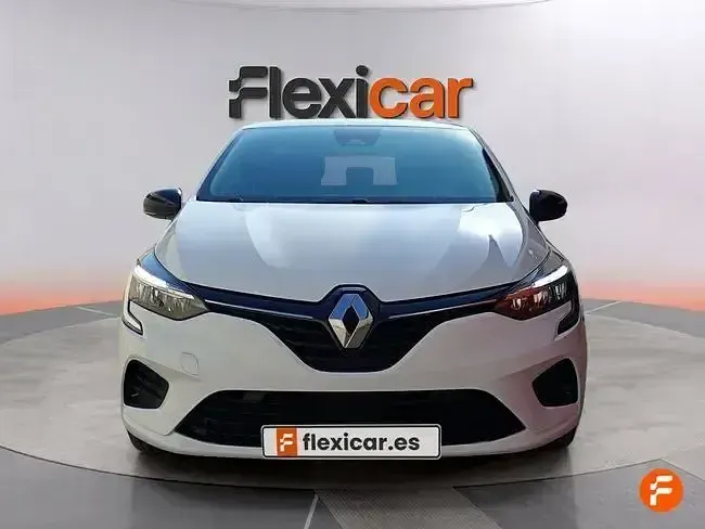 Usado Renault Clio Evolution 100 CV (73 kW) 2023 Blanco Utilitario