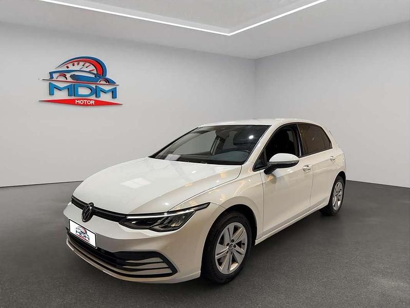 Blanco Usado 2022 VW Golf VIII Life Utilitario | 18.980 € (Un poco caro) - Imagen 1/4